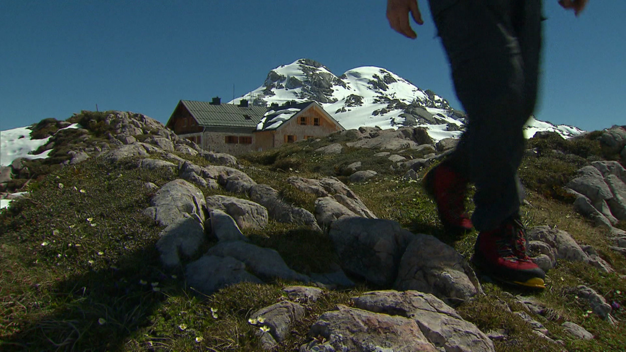 Das Ingolstädter Haus - Eine Schutzhütte erwacht aus dem Winterschlaf