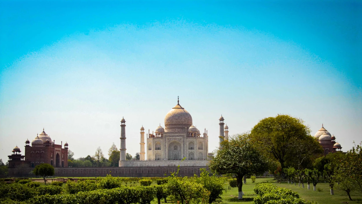 Landmark, Person, Taj Mahal