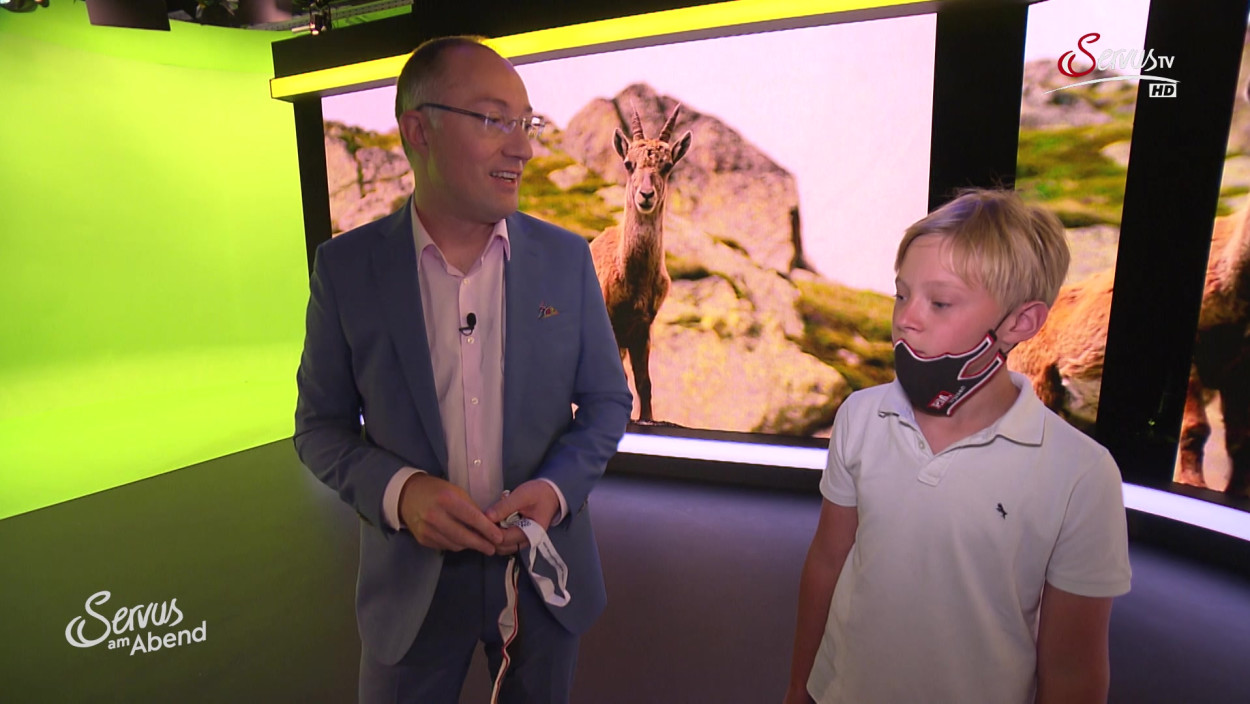 Kleiner, großer Fan: Thomas (11) trifft Moderator Gernot Grömer