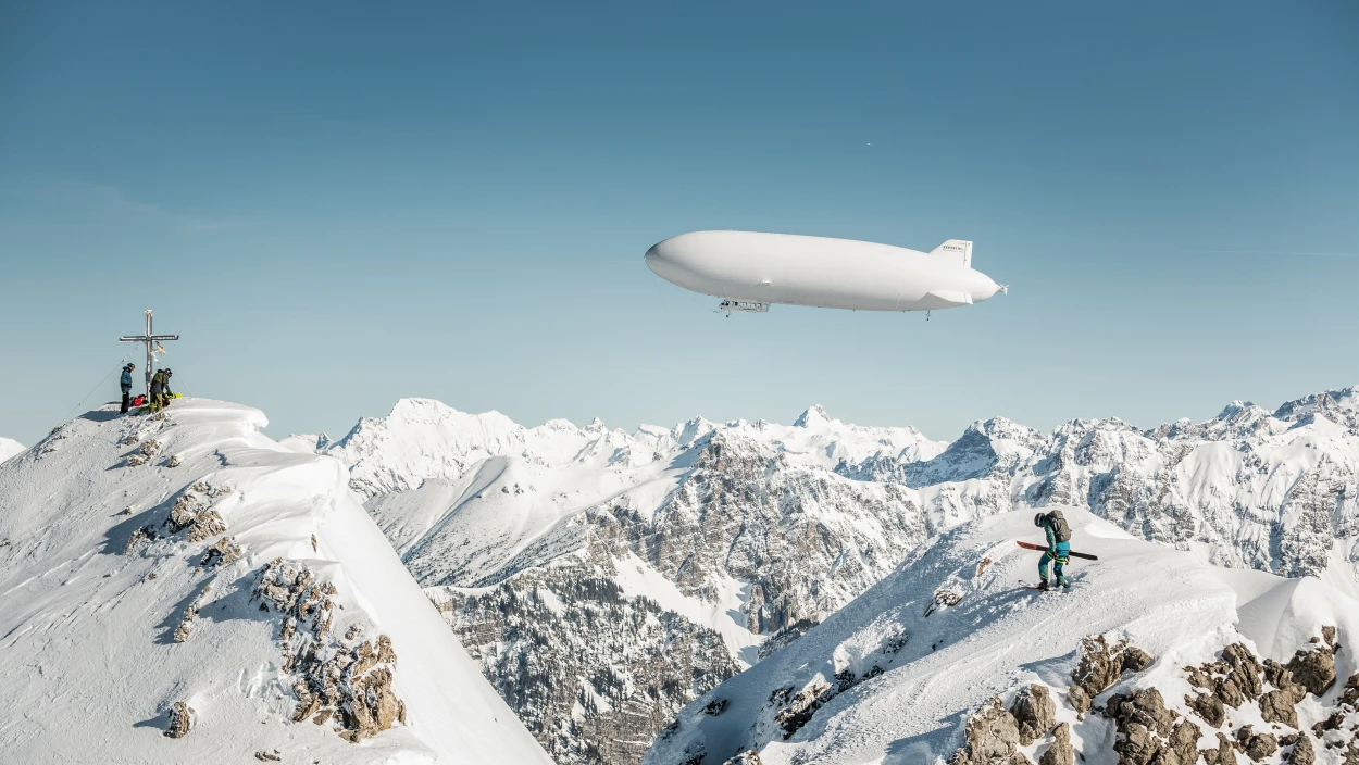 Zeppelinskiing - Mit dem Luftschiff in die Berge