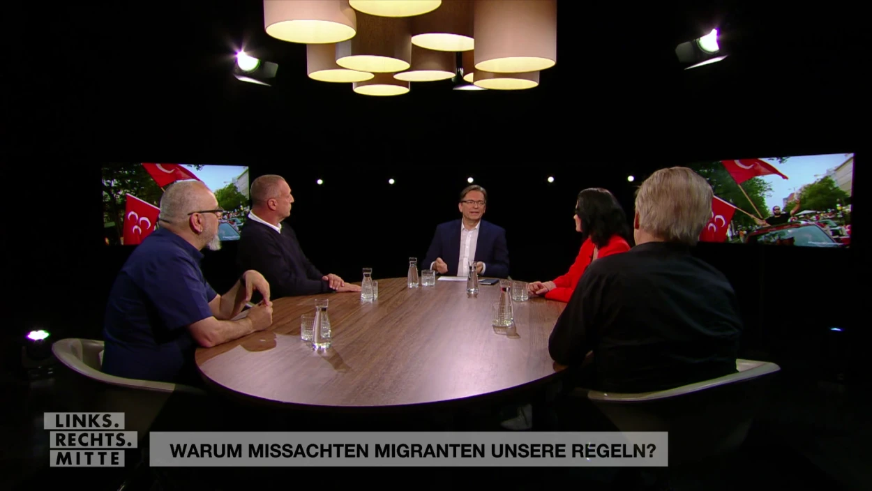 Links. Rechts. Mitte - Duell der Meinungsmacher