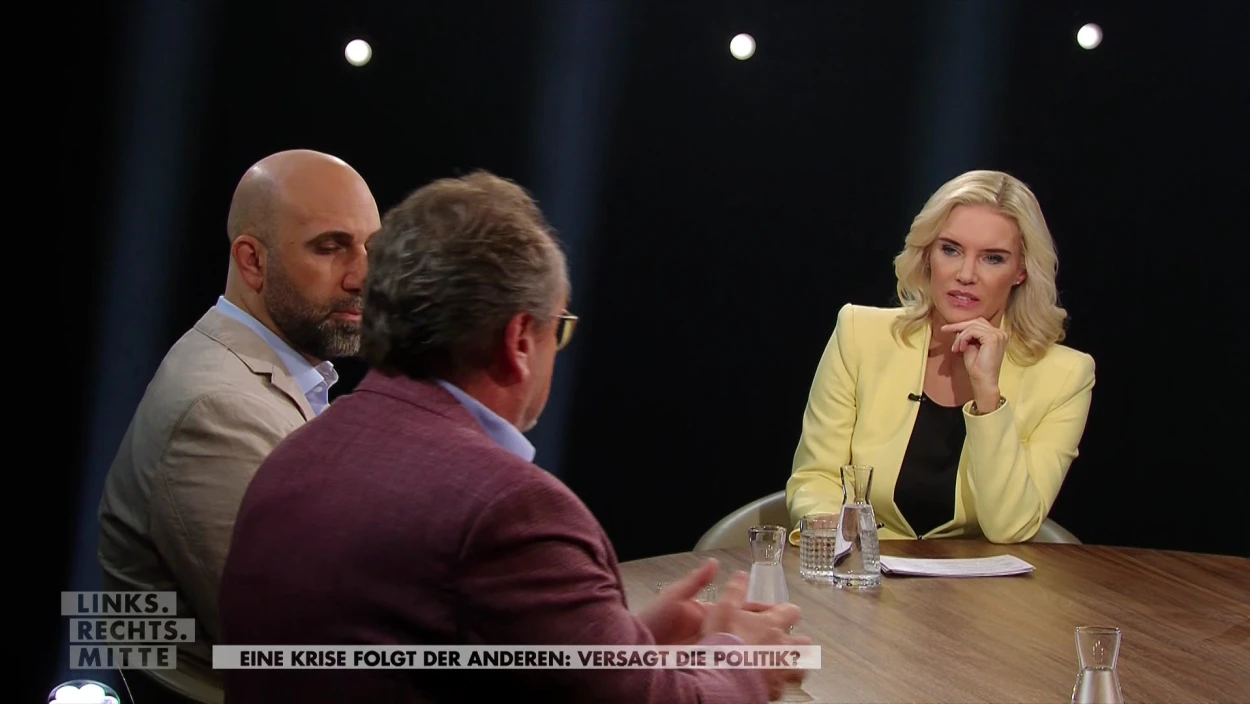 Links. Rechts. Mitte - Duell der Meinungsmacher