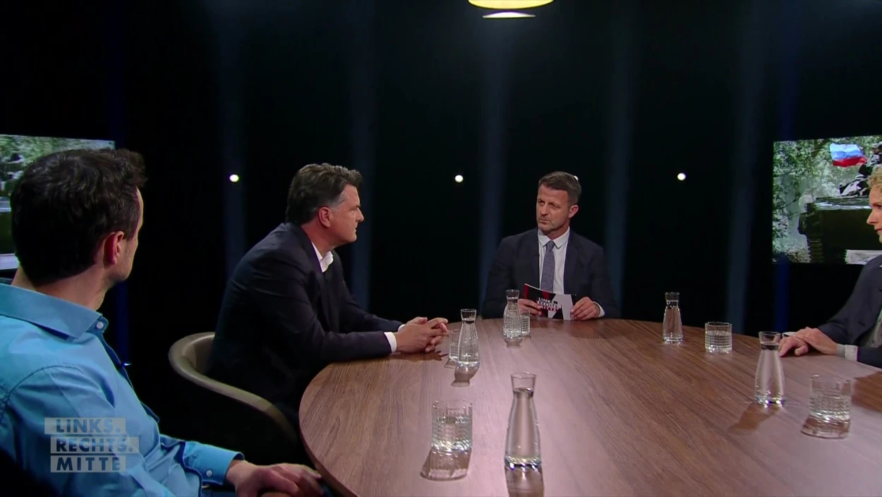 Links. Rechts. Mitte - Duell der Meinungsmacher