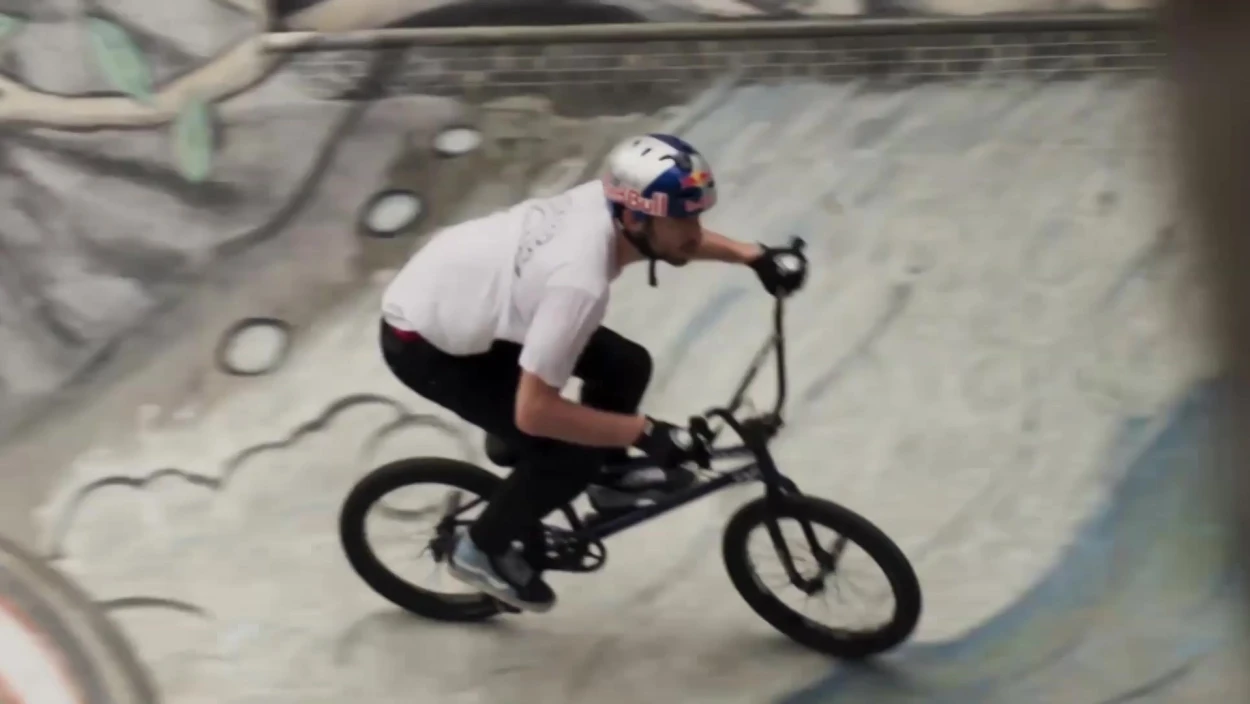 Bali Bowls - BMX-Abenteuer im Urlaubsparadies