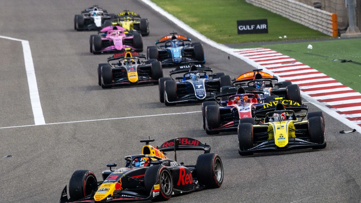 Grand Prix von Großbritannien: Highlights Feature Rennen | Formel 2 - Stop 8