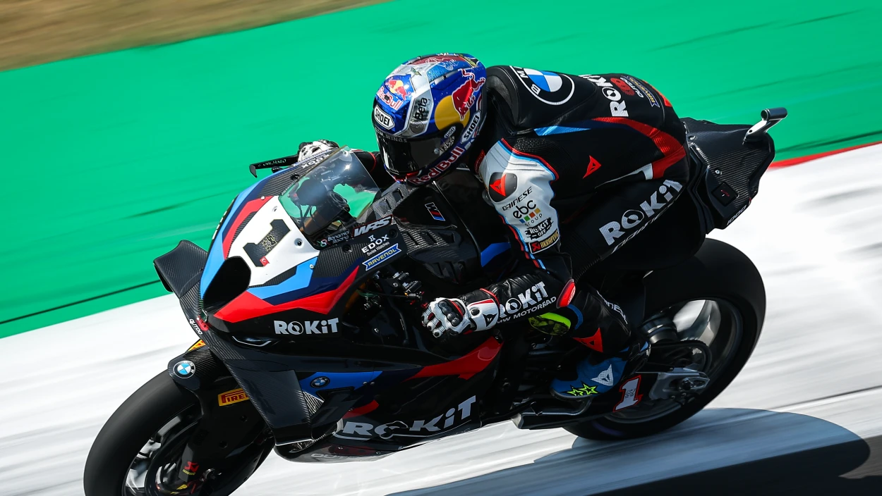 Superpole