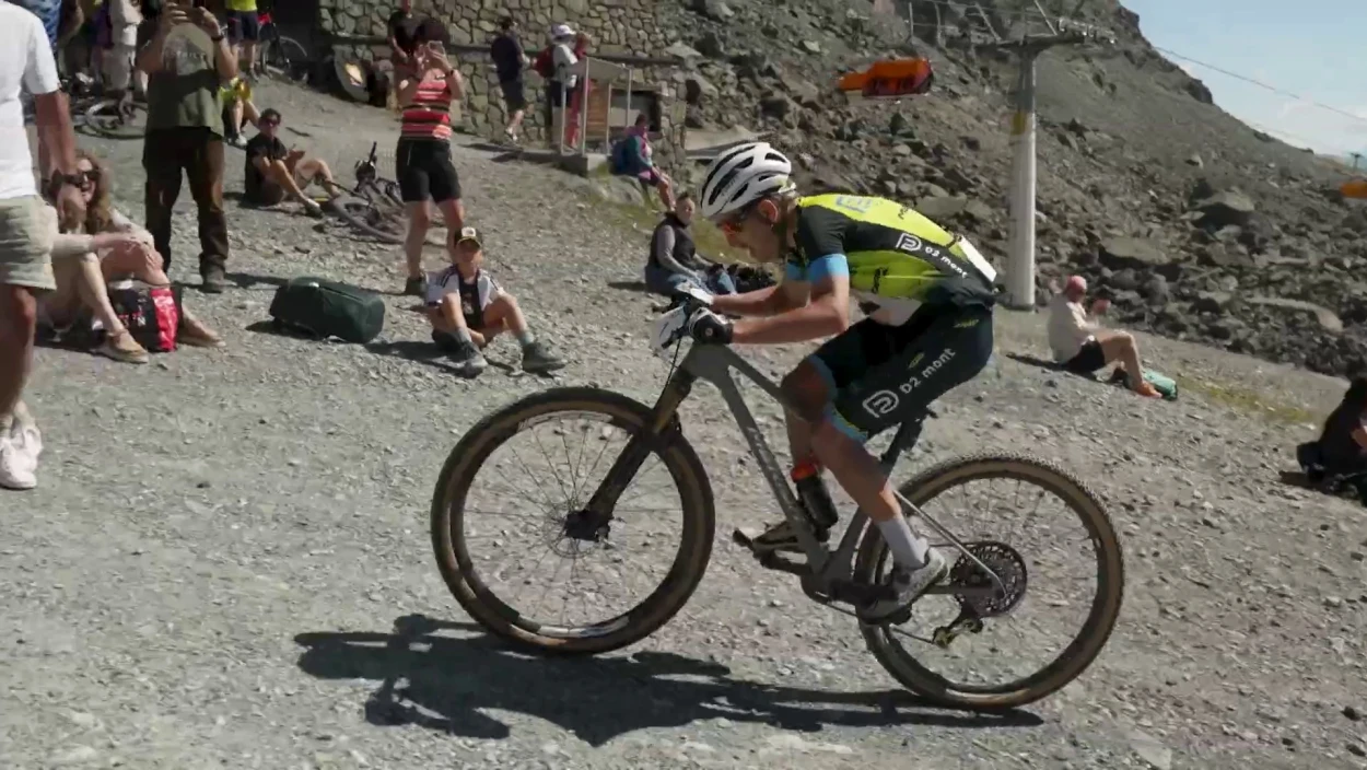 Ischgl Ironbike 2025: Pernsteiner und Peretti triumphieren