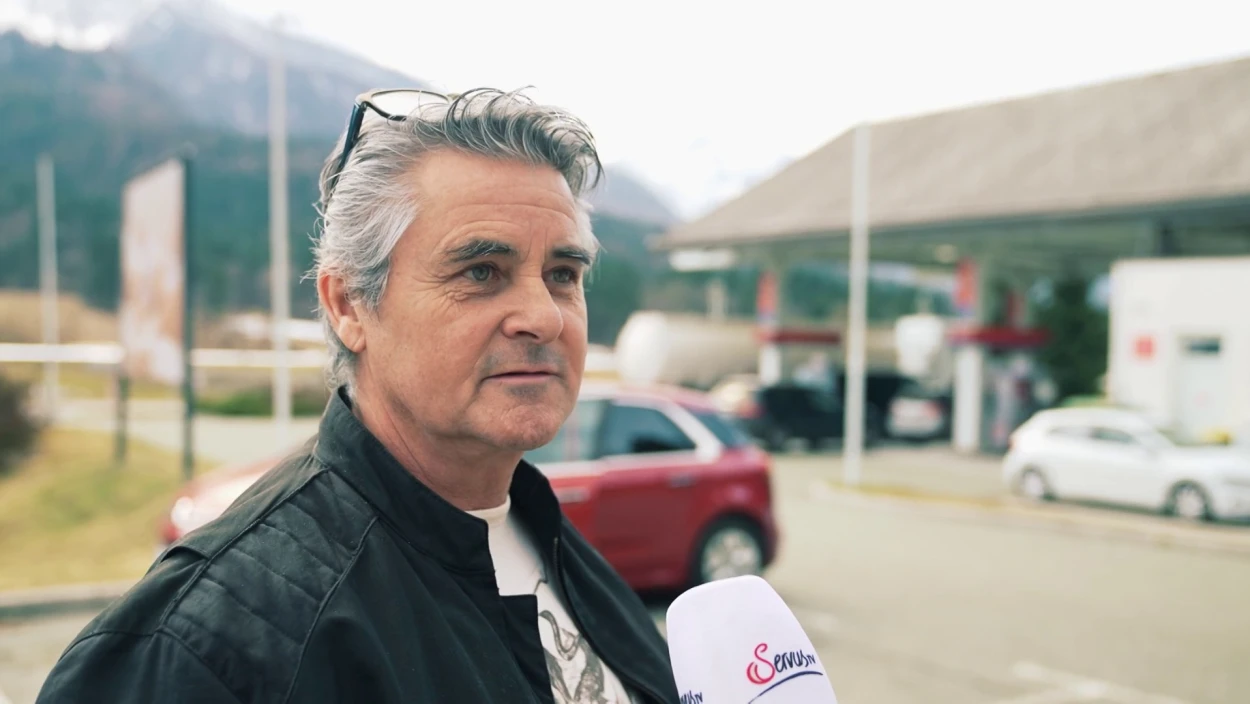 "Es wird immer teurer": Österreicher fahren zum Tanken extra nach Slowenien