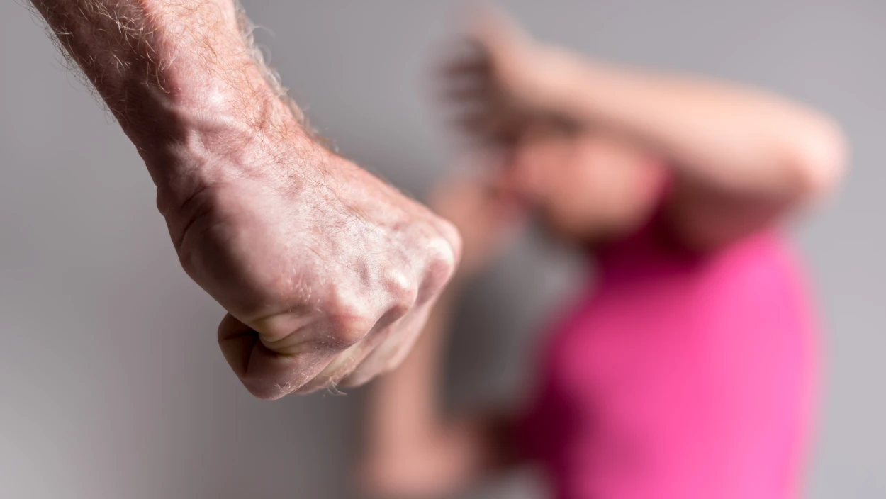 Gewalt gegen Frauen: Neuer Maßnahmenkatalog