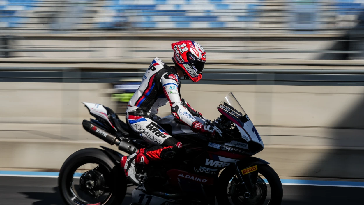 Superpole