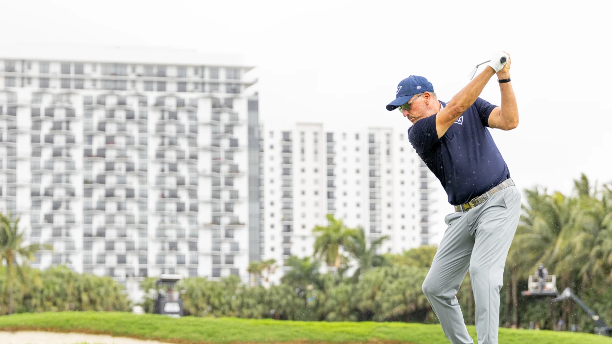 Golf LIVE: LIV Golf League