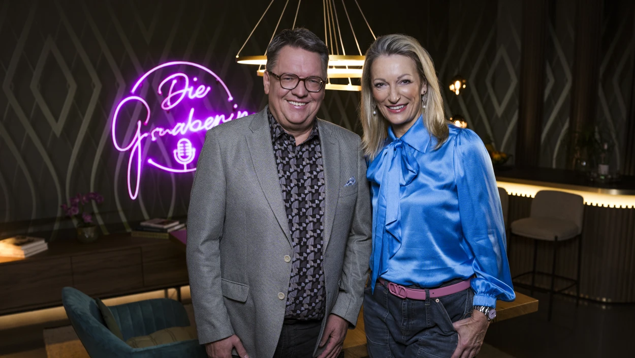 Mit Monika Gruber und Kabarettist Helmut Schleich