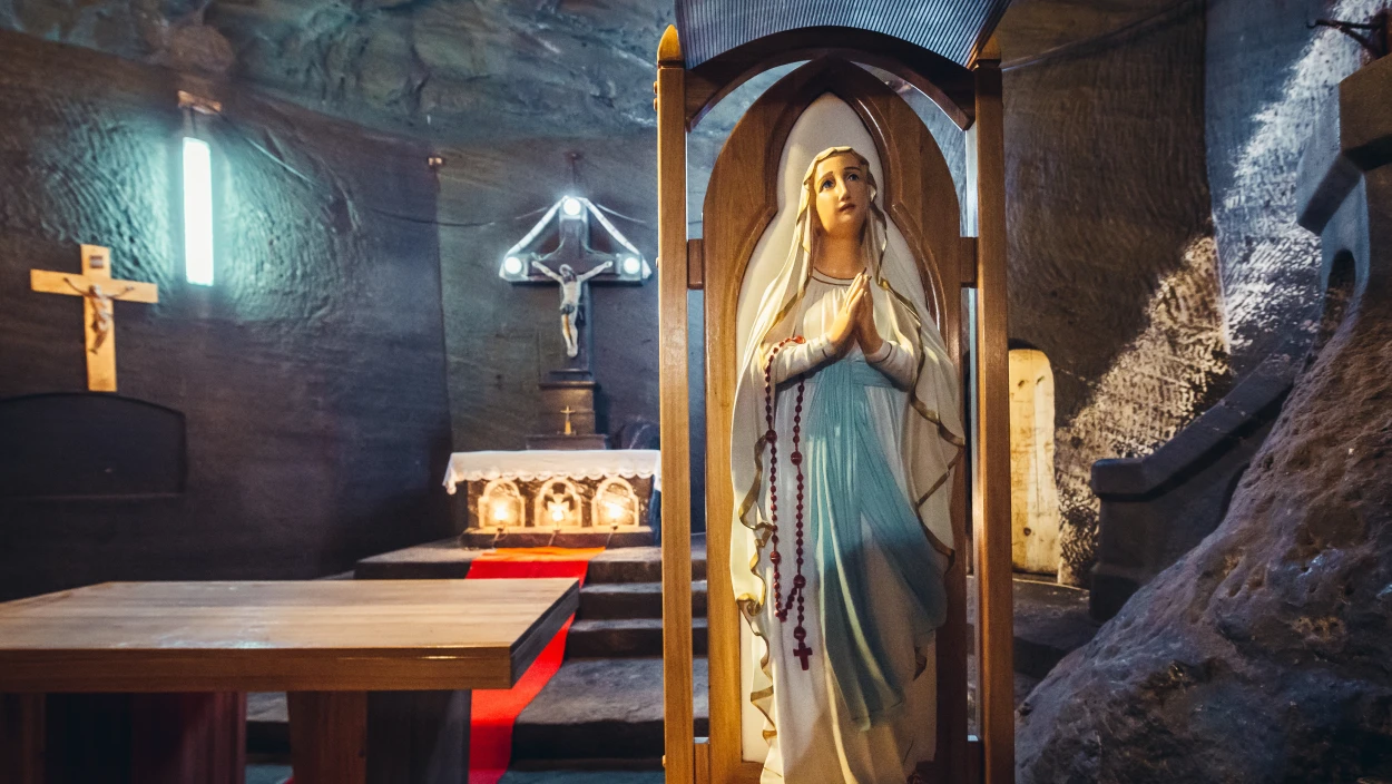 Brauchtum im Advent: Die Barbarazweigerl