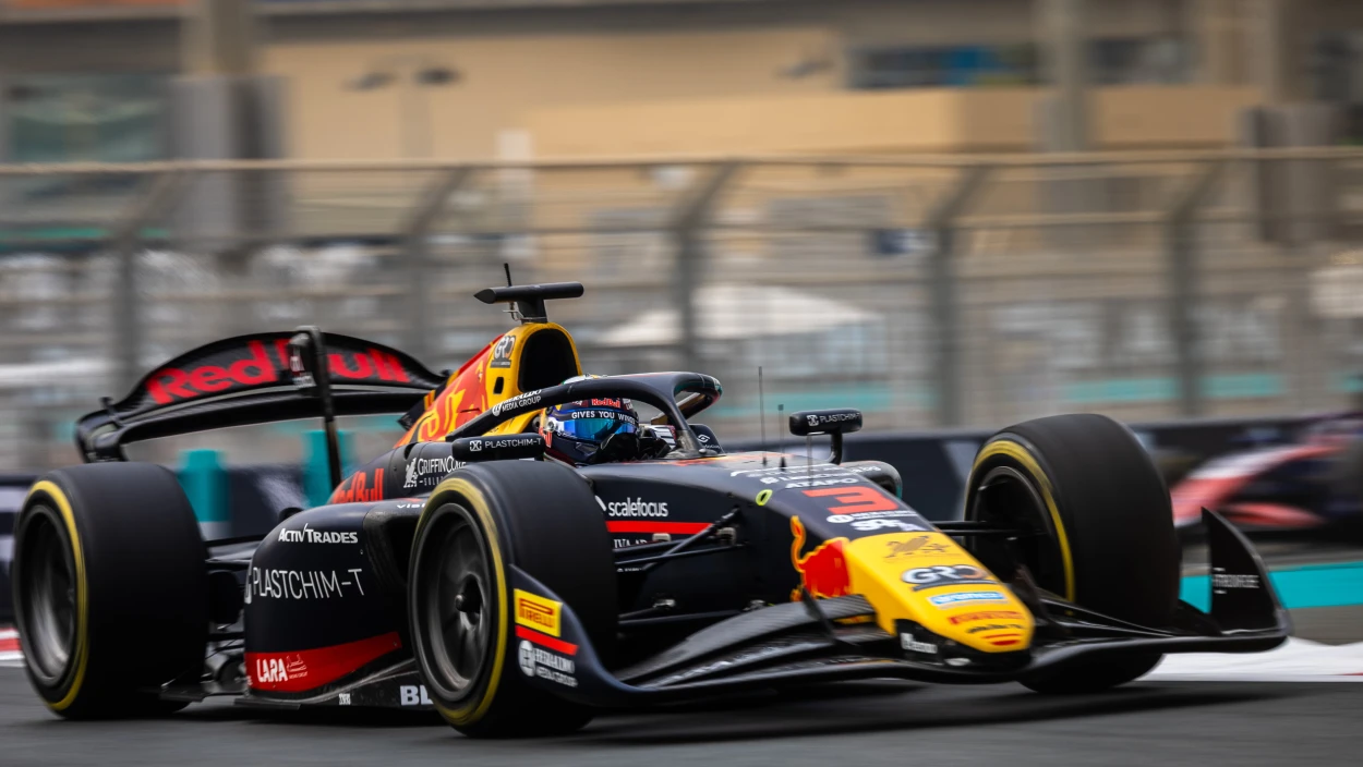 Grand Prix von Abu Dhabi: Highlights Sprintrennen | Formel 2 - Stop 14