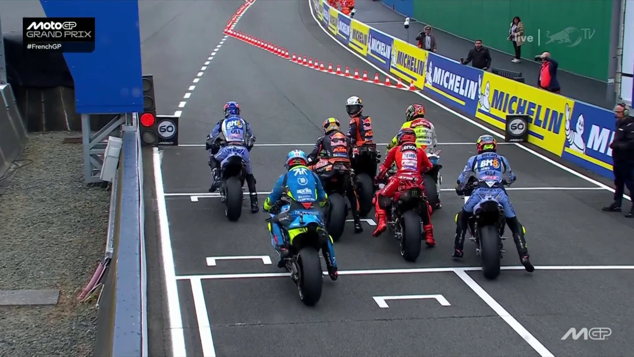 Le Mans: Start-Chaos beim Frankreich-Grand-Prix