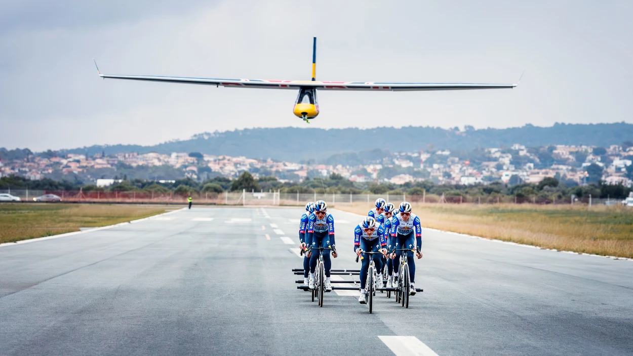 Peloton Takeoff: Profi-Radfahrer lassen Segelflieger abheben