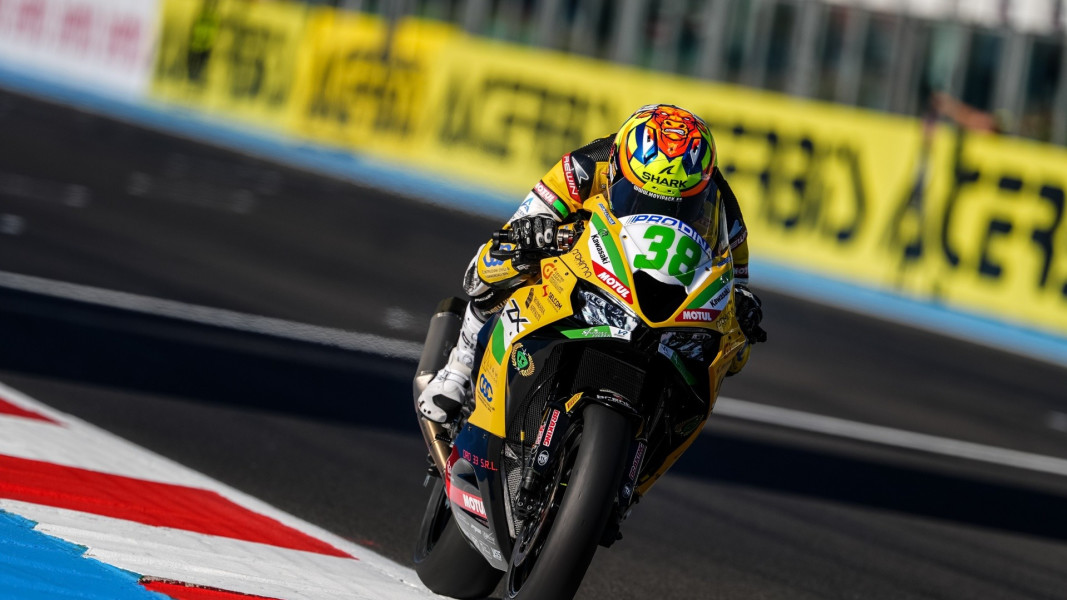Magny-Cours SSP300 Rennen 1
