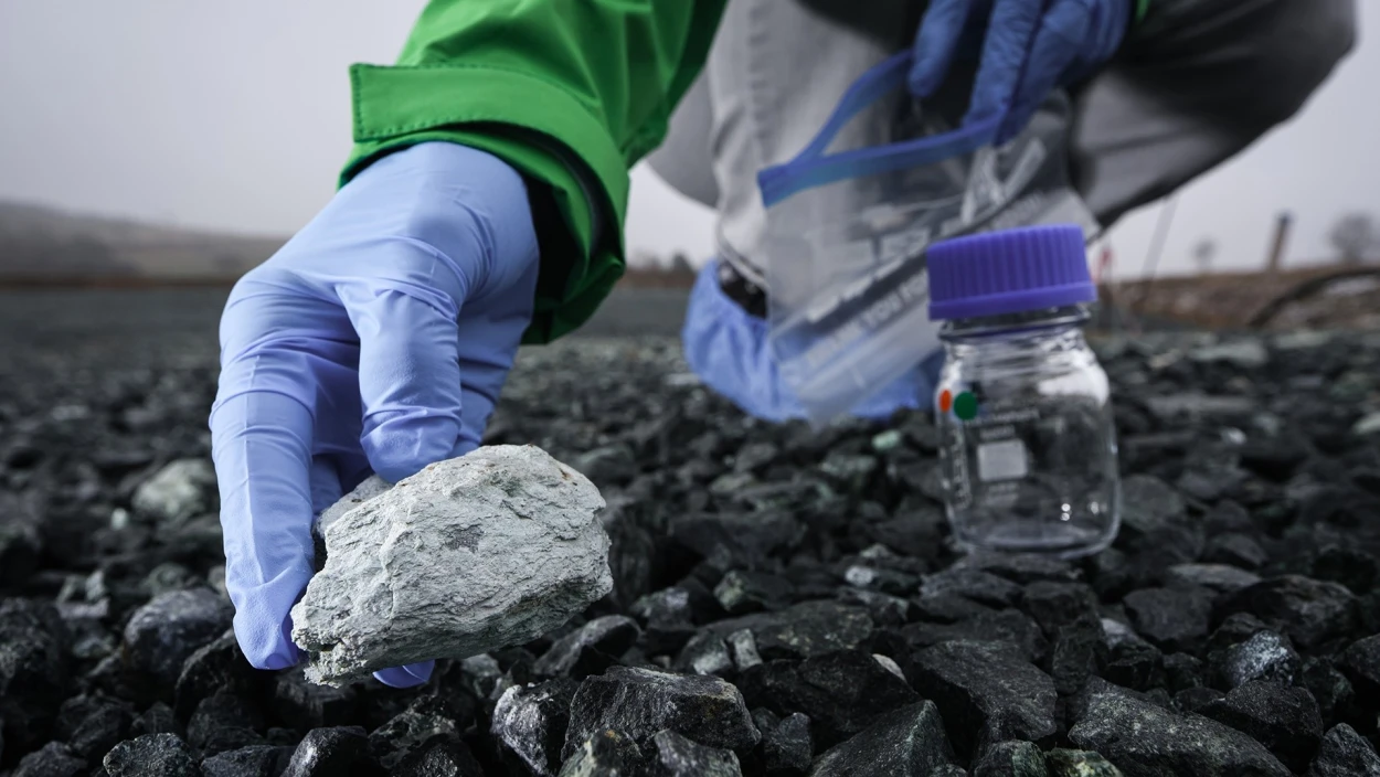 Asbest auch in Niederösterreich: Bundesländer-News vom 24.03.