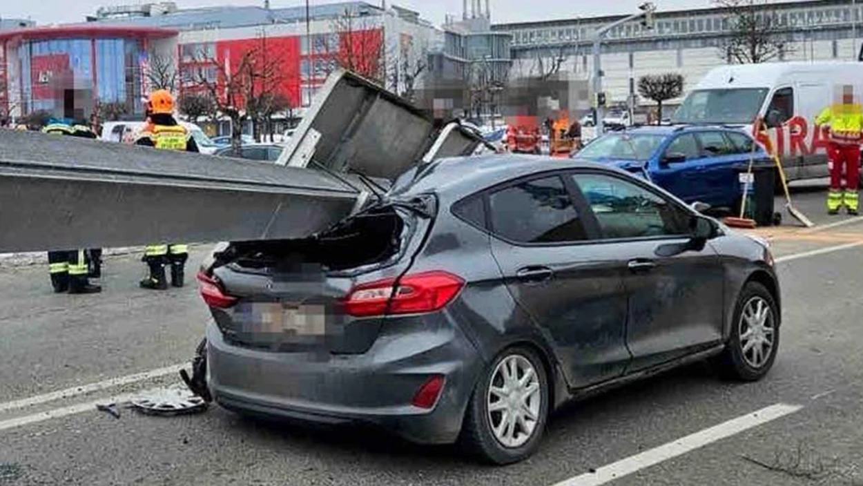 Klicks statt handeln: Warum filmen wir anstatt zu helfen?