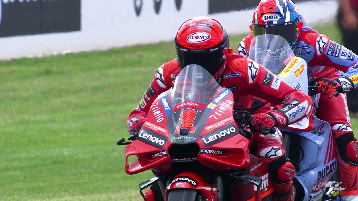 Helmet, Crash Helmet, Clothing