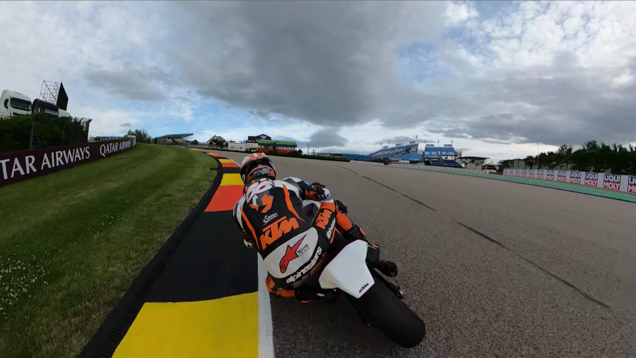 Tracklap: Onboard mit Alex Hofmann auf dem Sachsenring