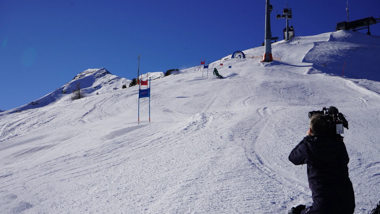 Tiefer Winter, umtriebige Leit - Conny Bürgler im Alpbachtal