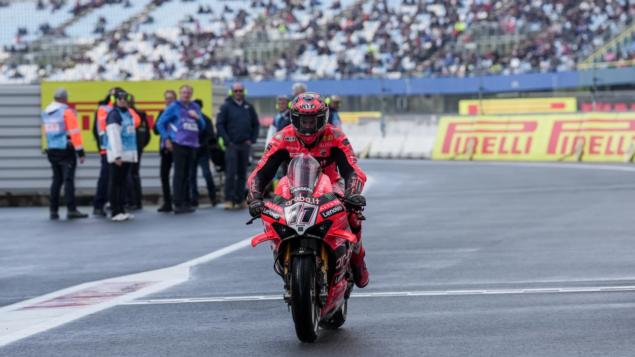 Pirelli Dutch Round: Highlights Superpole Race | FIM Superbike World Championship - Stop 3