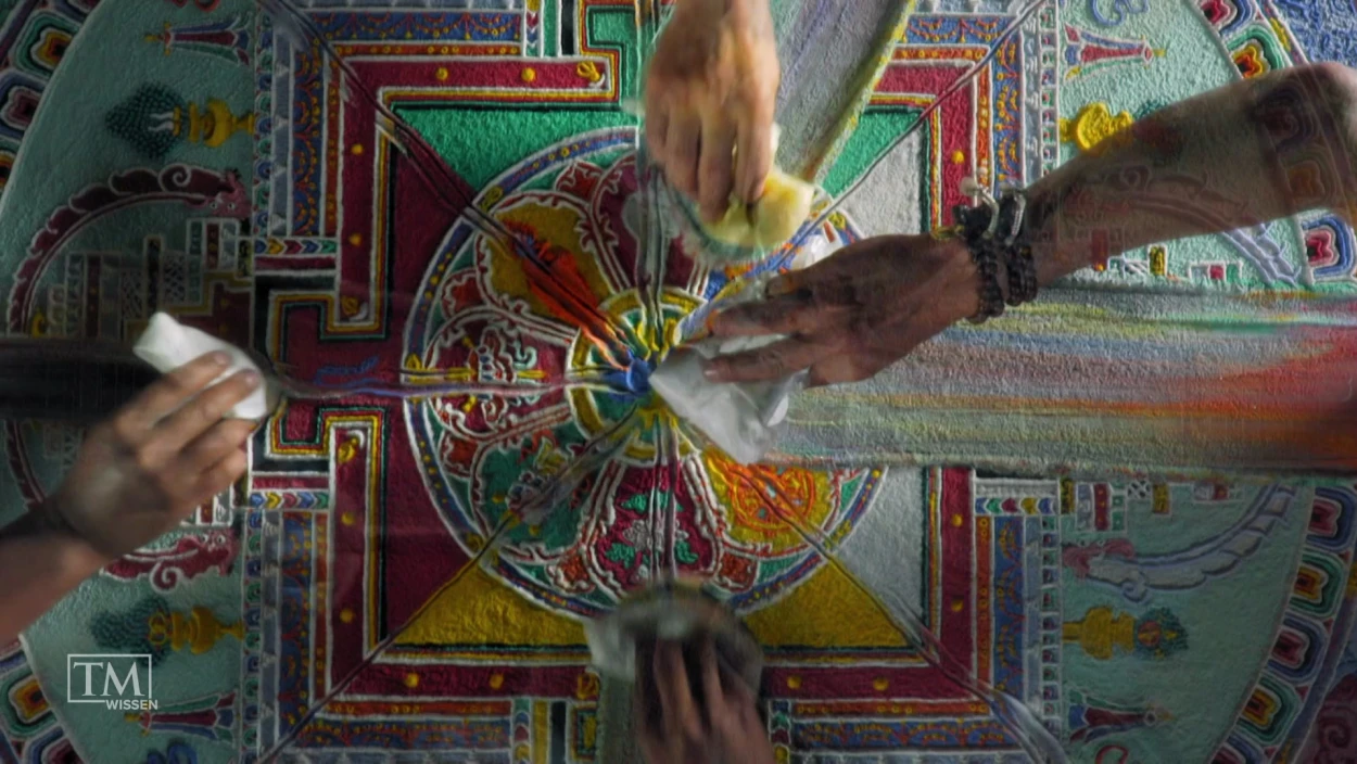 Warum zerstören buddhistische Mönche ein Kunstwerk?