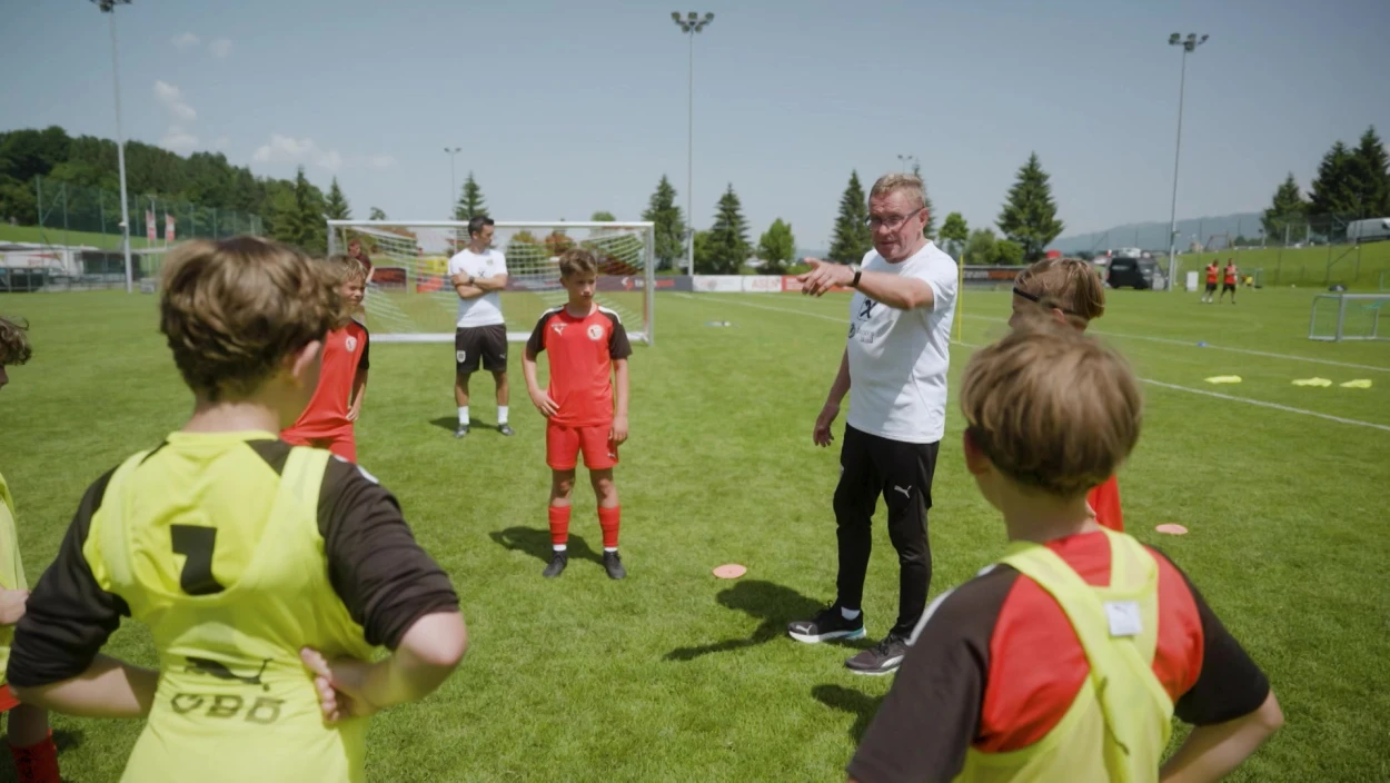 Trainieren mit dem Teamchef: So fördert Ralf Rangnick den Nachwuchs