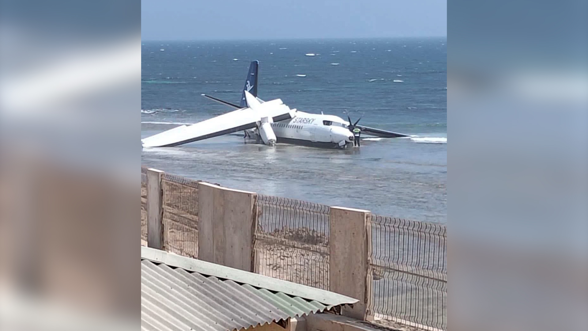 Unfassbar: Passagiere überleben Flugzeugabsturz | Nachrichten in 90 Sekunden 