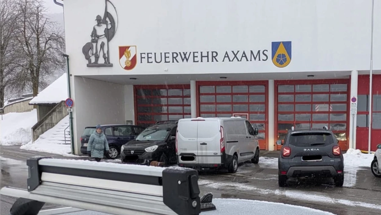 Feuerwehr in Tirol blockiert: Falschparker behindern Einsätze