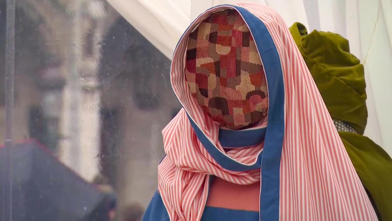 Brüssel: Debatte um gesichtslose Krippe