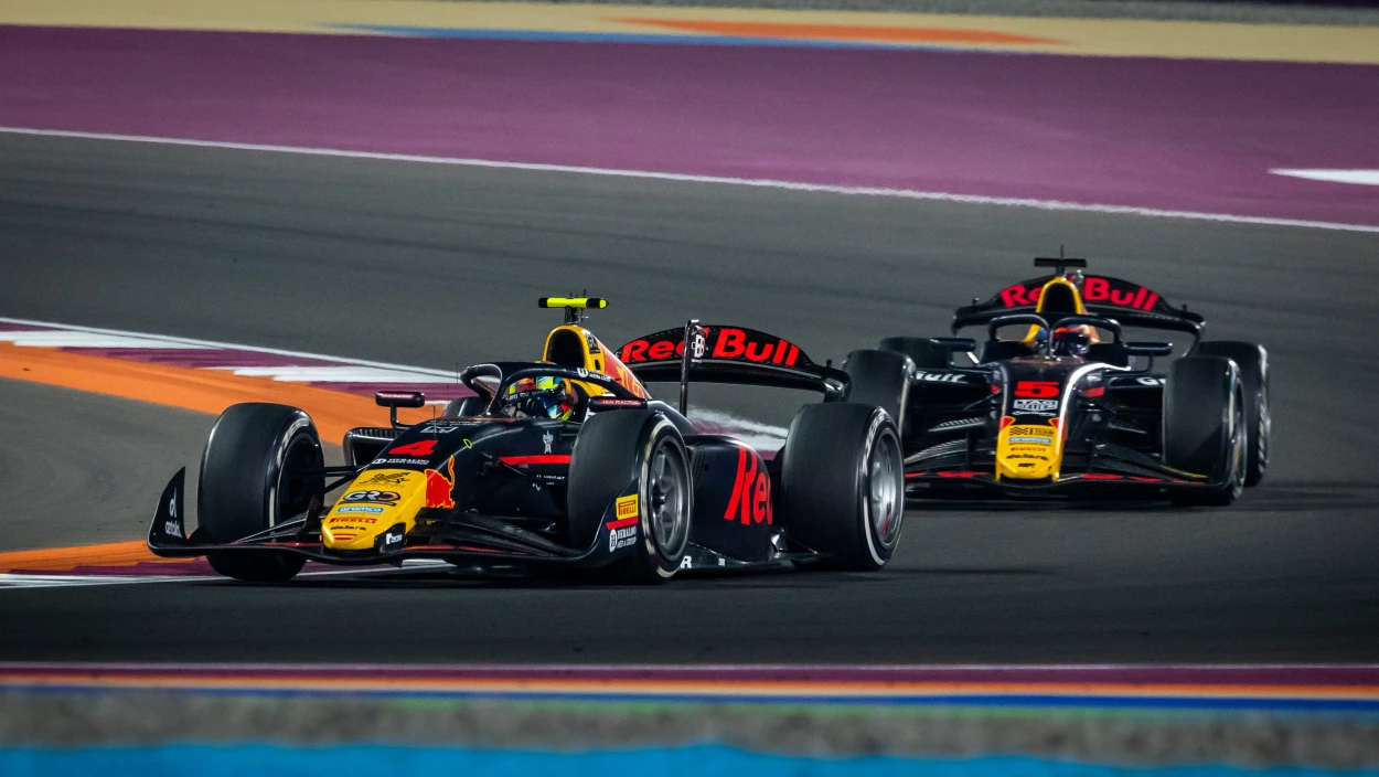 Grand Prix von Katar: Highlights Sprintrennen | Formel 2 - Stop 13