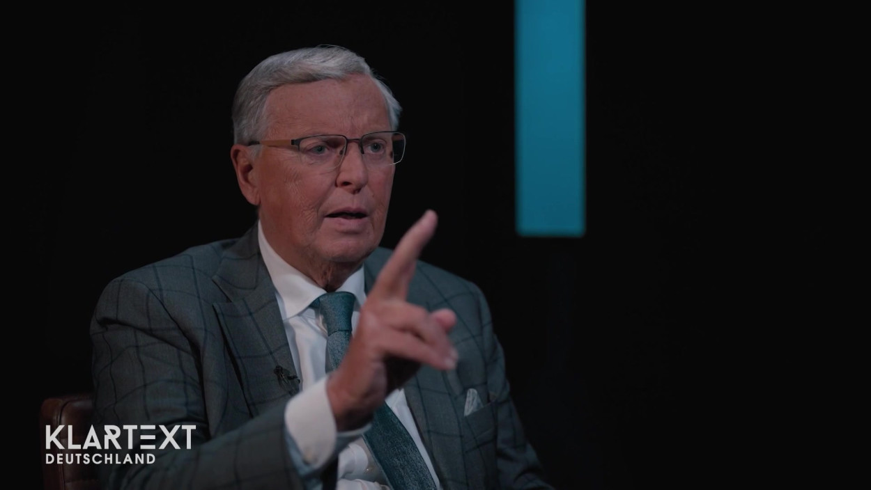 AfD auf Augenhöhe mit der CDU: Bosbach erklärt die Brandmauer