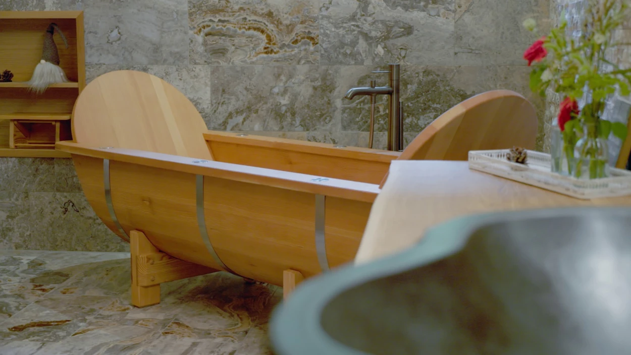Einzigartige Holzbadewanne aus dem Bregenzerwald