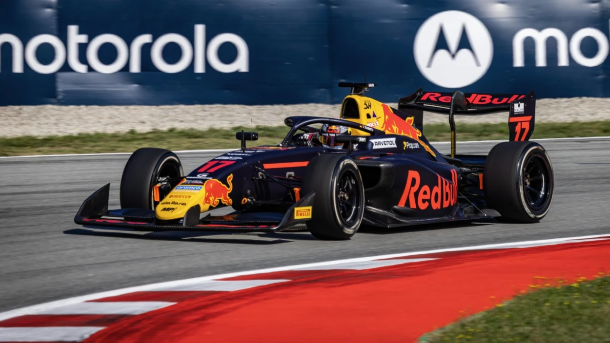 Grand Prix von Großbritannien: Highlights Feature Rennen | Formel 3 - Stop 7