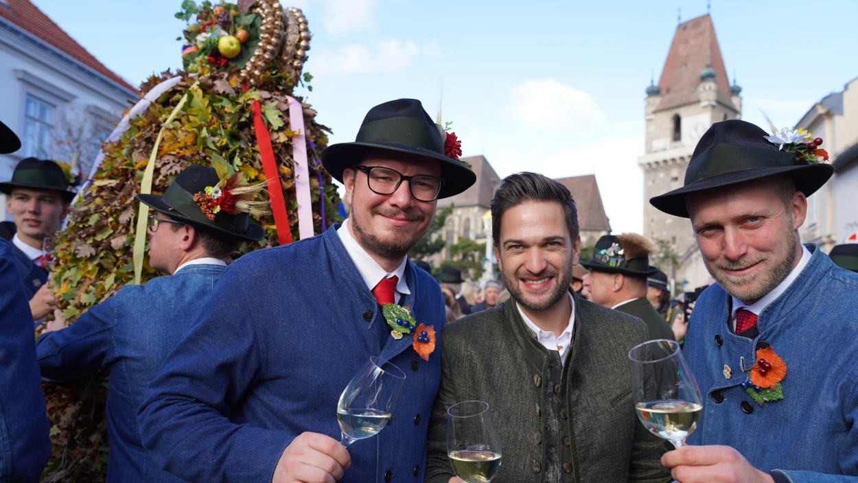 600 Jahre Hiataeinzug