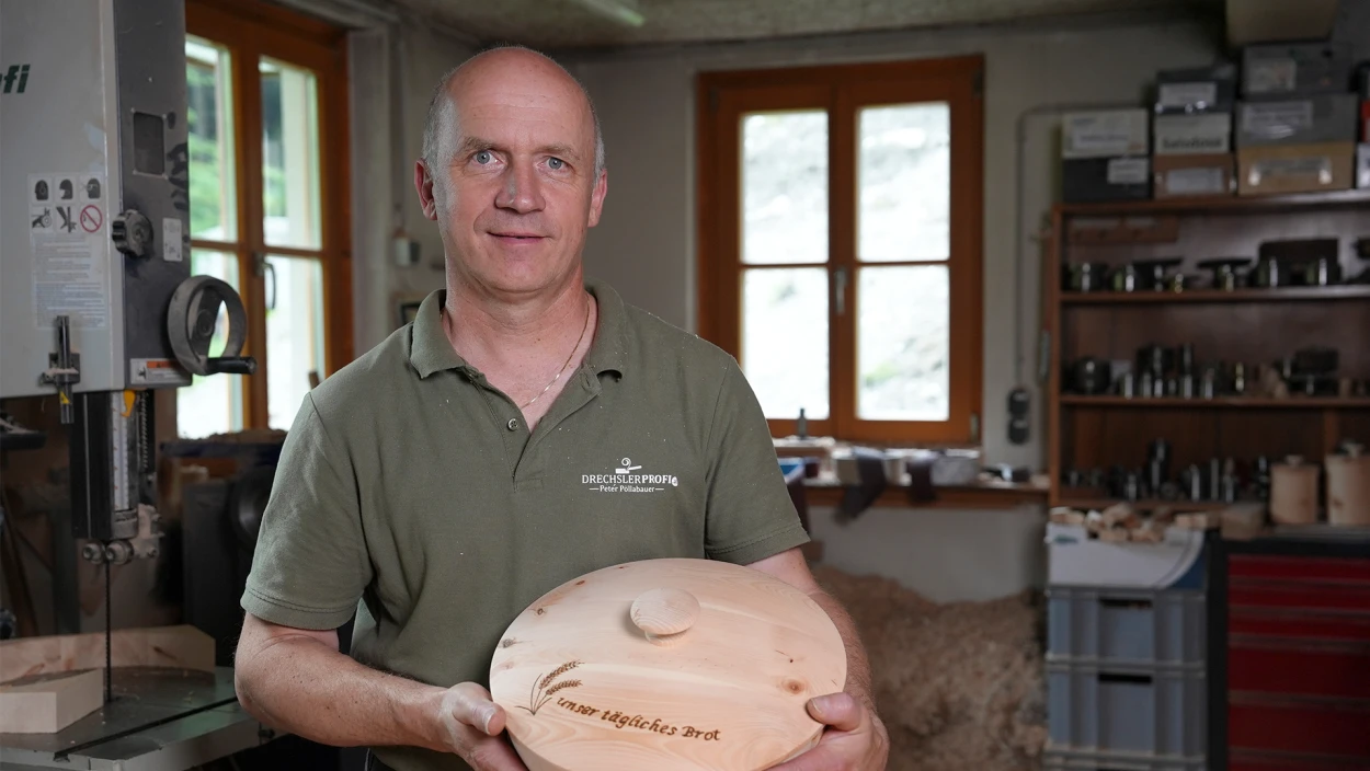 Traum aus Holz: Wie ein Steirer die Metallbranche verließ und Drechsler wurde