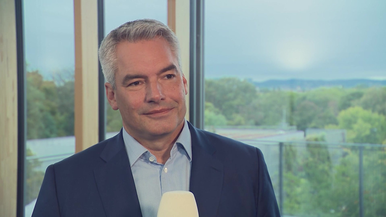 "Sich selbst treu bleiben": Ex-Kanzler Karl Nehammer über sein neues Buch