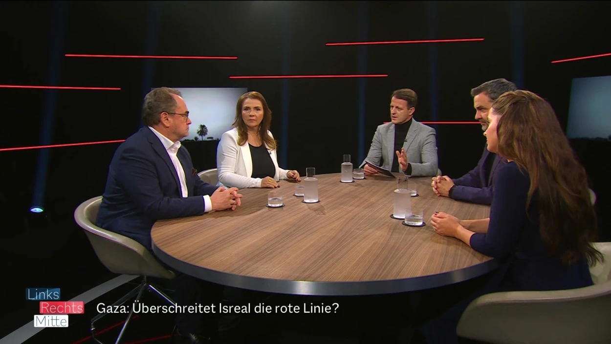 Links. Rechts. Mitte - Duell der Meinungsmacher