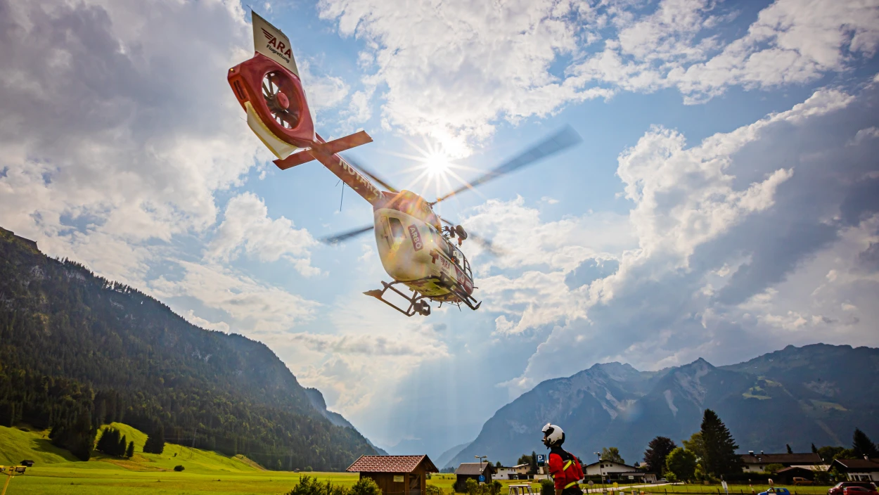 Die Flugretter - Notruf in den Alpen
