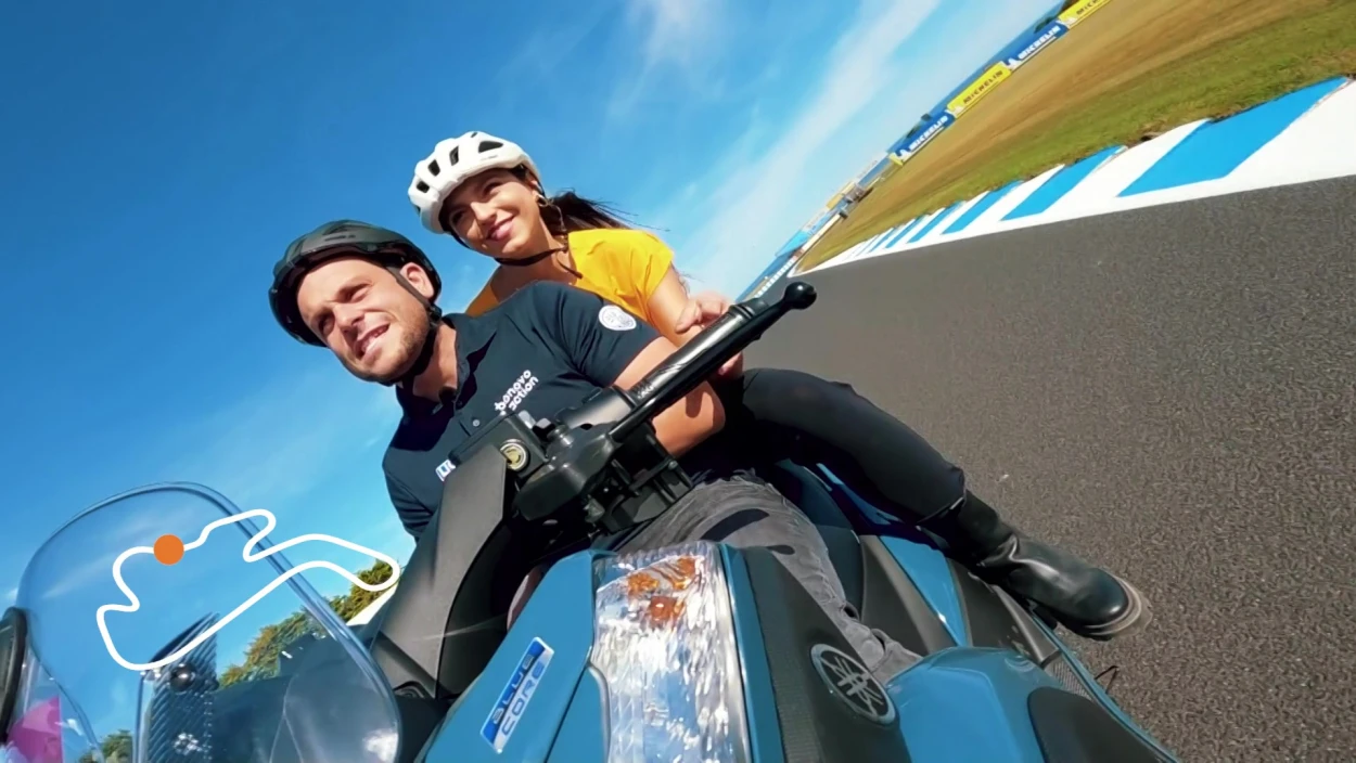 Tracklap: Onboard mit Sandro & Alina auf Phillip Island
