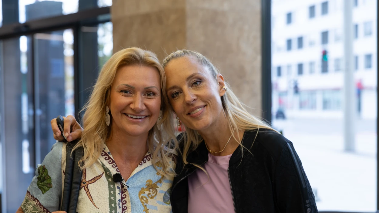 Angelika Niedetzky unterwegs mit Lilian Klebow