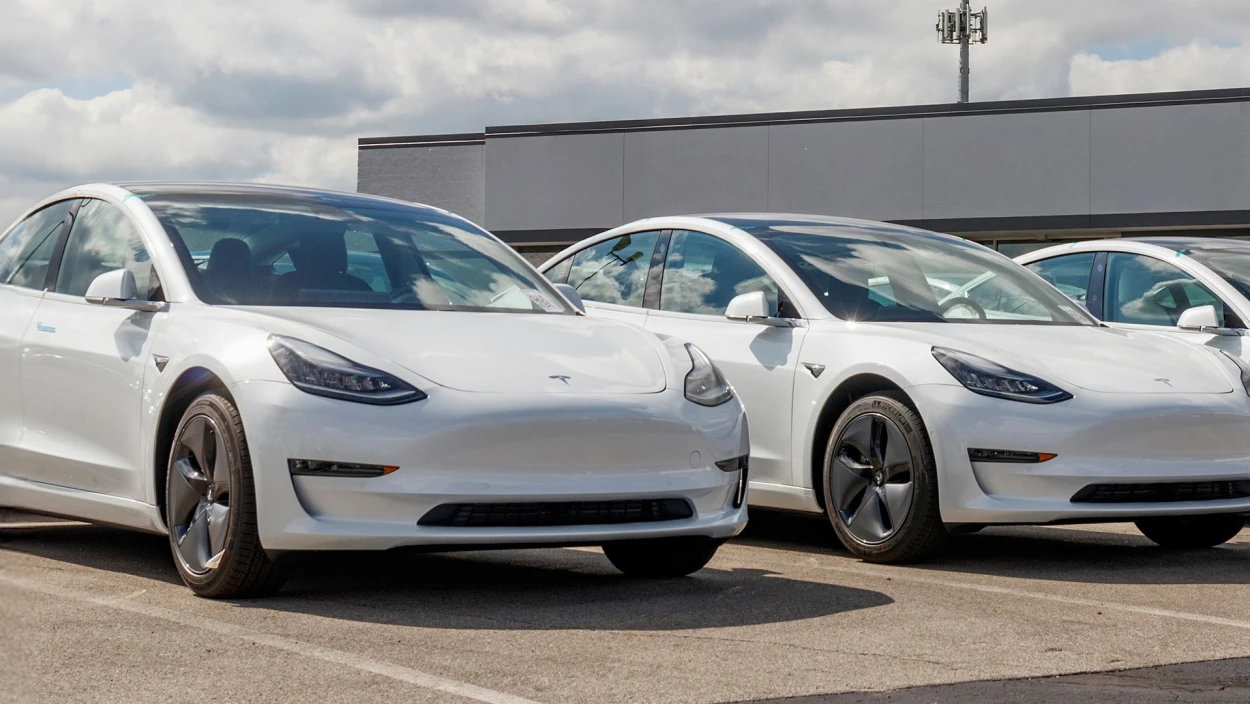 Hohe Spritpreise treiben Nachfrage nach Elektroautos