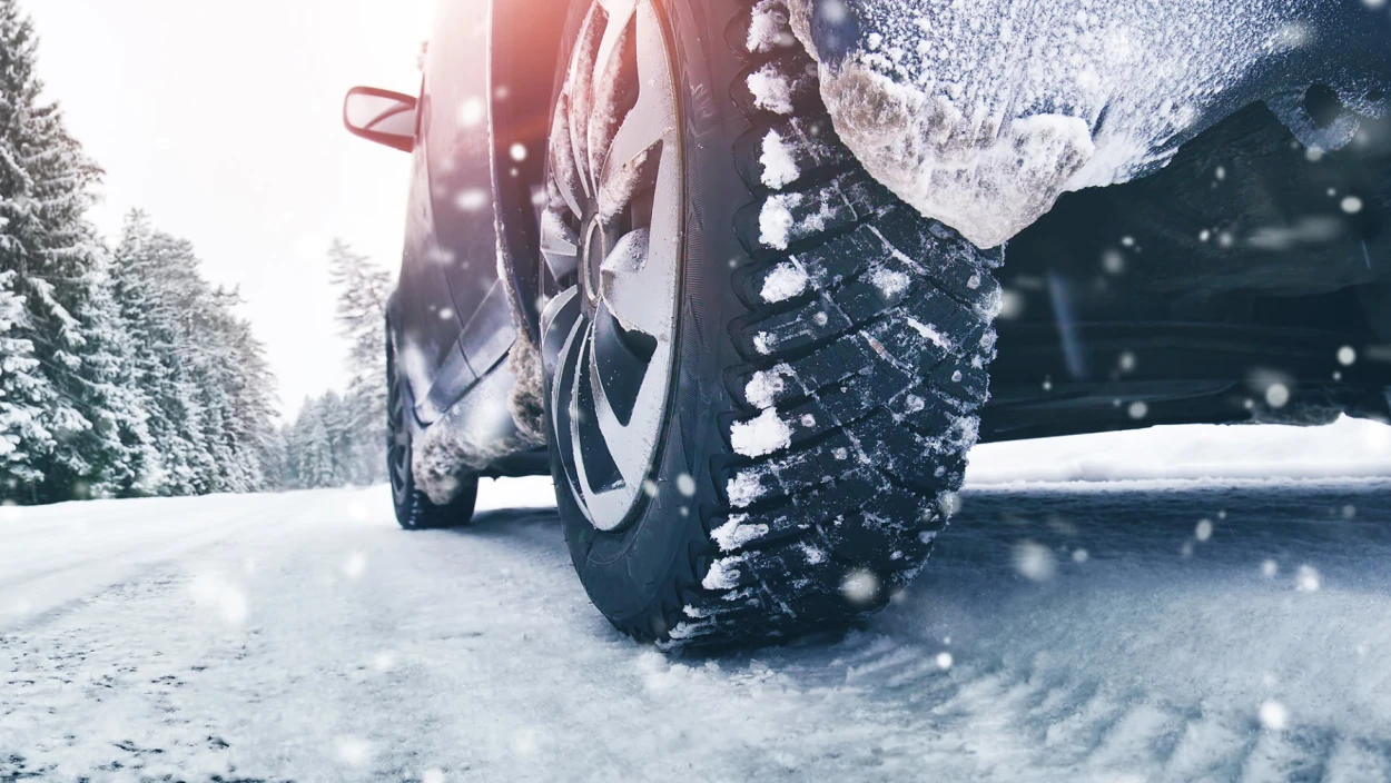 Eis, Technik und Gefühl: Auto-Selbstversuch am Limit