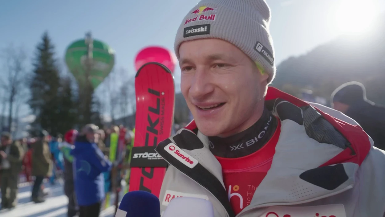 Marco Odermatt: "Schön, mit einem Freund am Podest zu stehen"