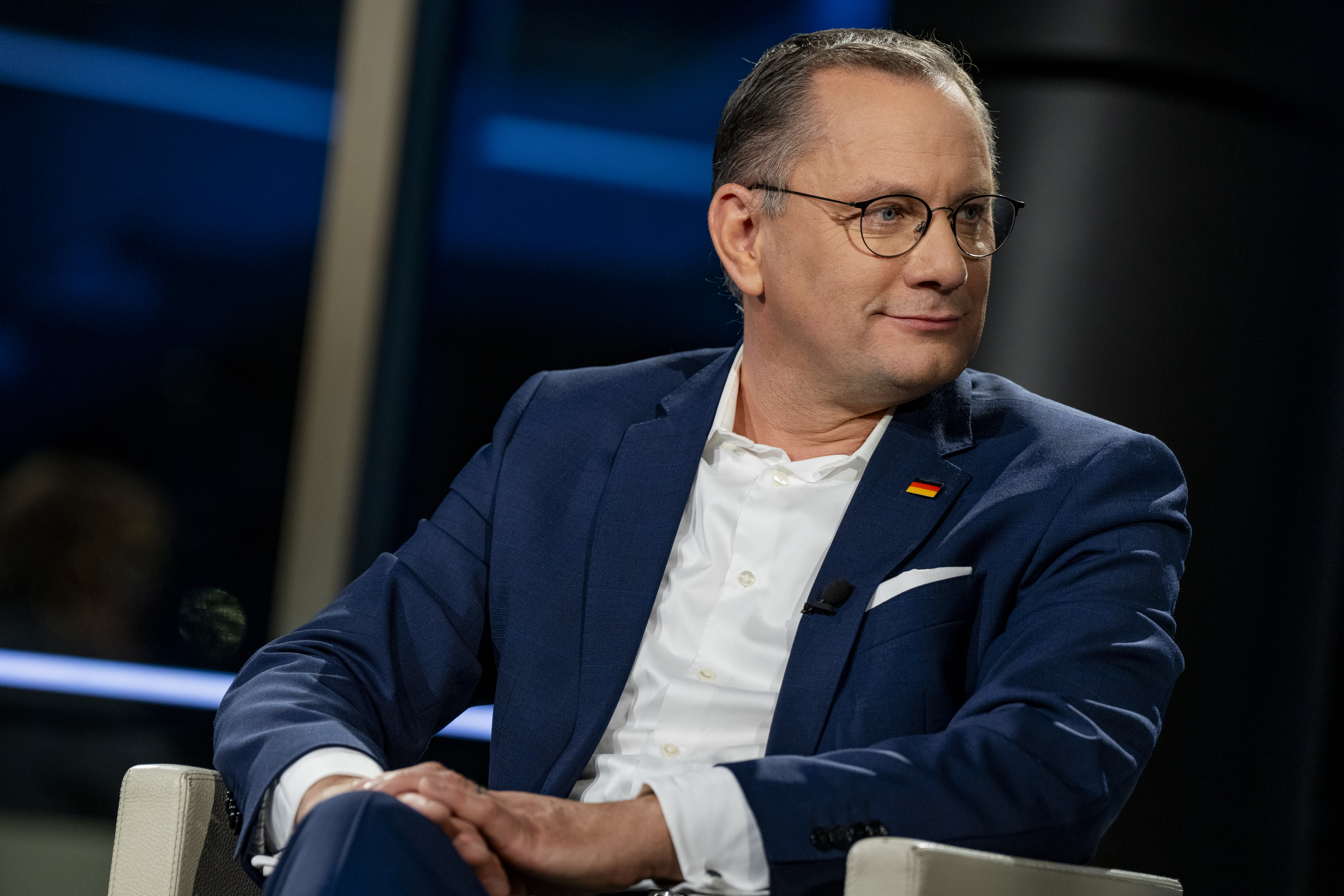 Absichtlich arm: Das Klima retten oder uns?