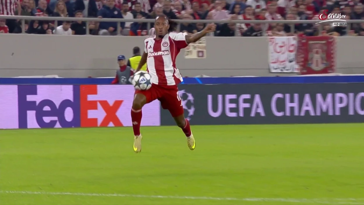 Highlights: Olympiakos Piräus vs. PSV Eindhoven | UEFA Champions League - 4. Spieltag