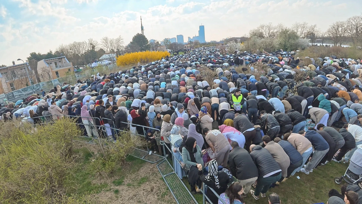 Wien: Tausende bei Ramadan-Ende
