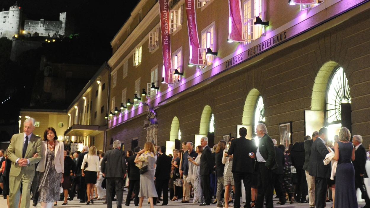 Premiere in Salzburg: Osterfestspiele starten im Schatten des Intendanten-Eklats